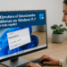Cómo ejecutar el solucionador de problemas en Windows 11: persona usando PC con la ventana Configuración > Troubleshoot abierta para arreglar errores.